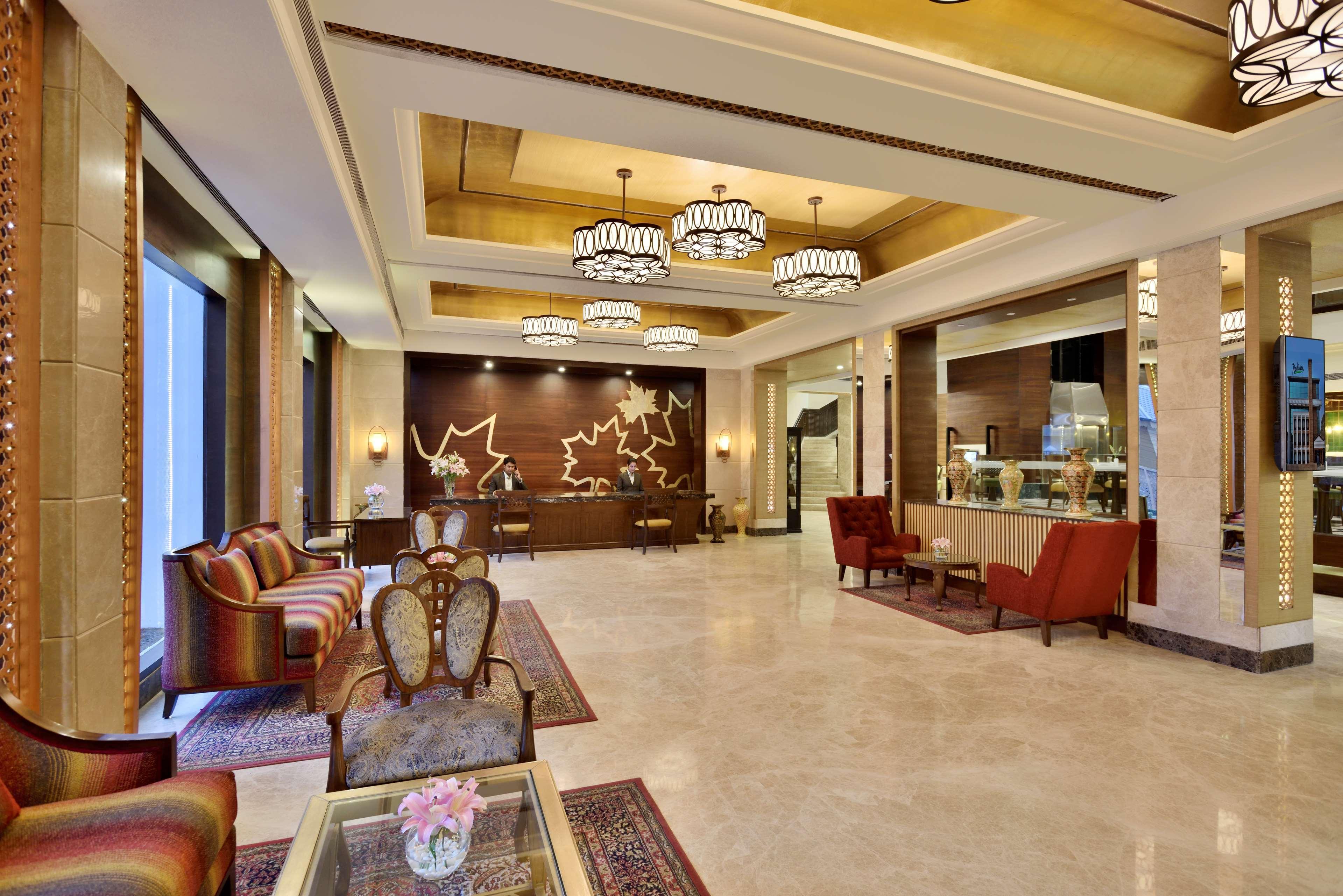 Radisson Srinagar Hotel Kültér fotó